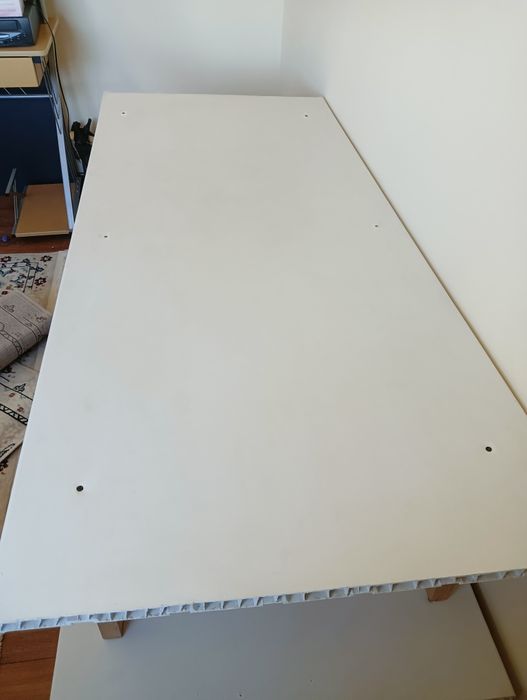 Жер стол - низкие столы