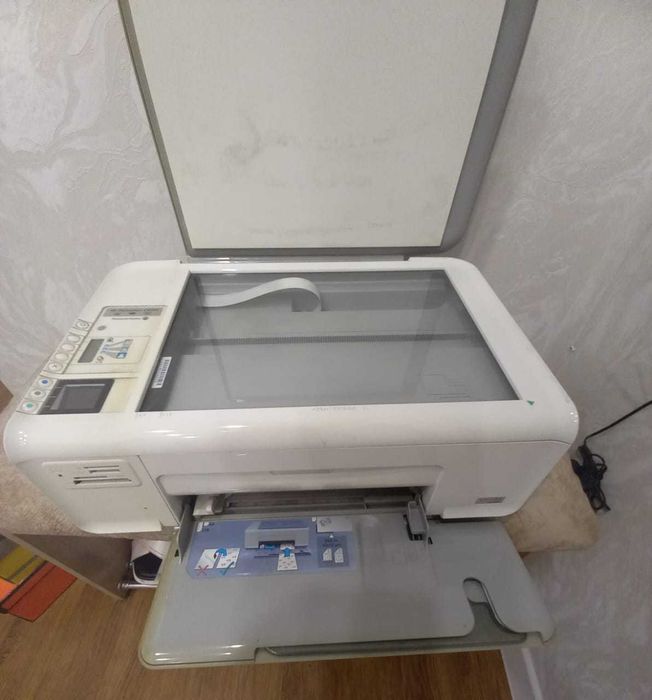 Продам принтер HP