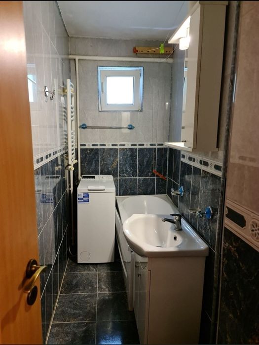 Apartament 3 camere de închiriat - locație
excelentă în zona Nordic!