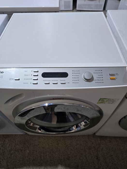 Инверторна пералня Miele W4146WPS пчелна пита