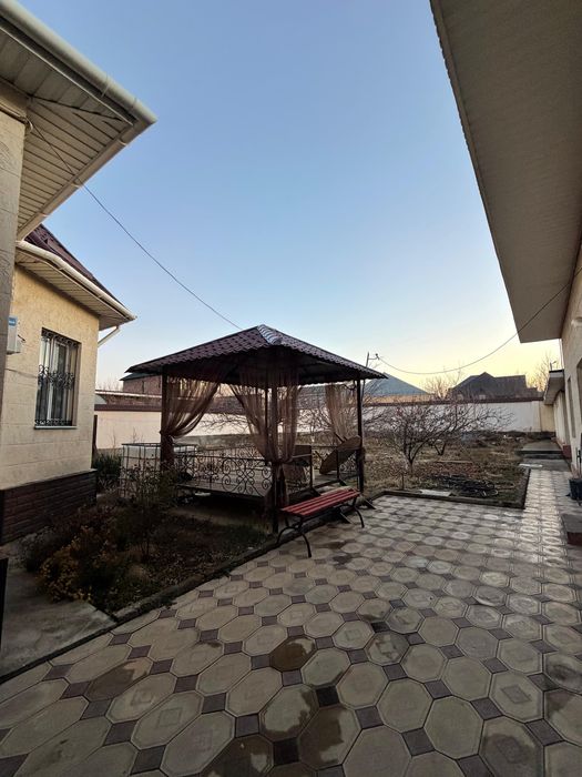 Частный добротный дом Самал 1