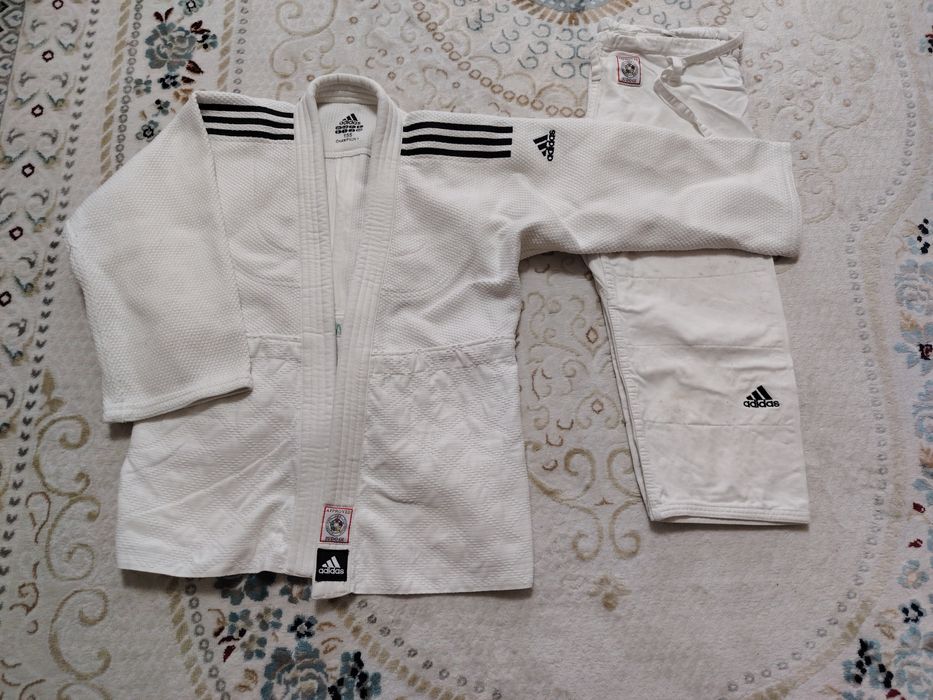 Продам кимано дзюдо