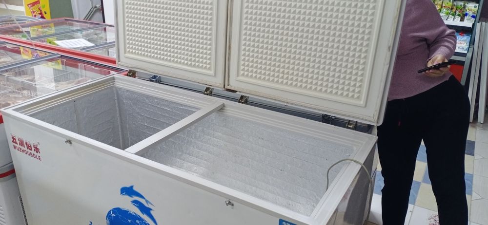 продам холодильники