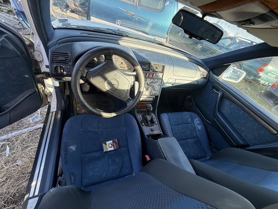 2 бр Mercedes-Benz C 250  2.5 150ph 1996g