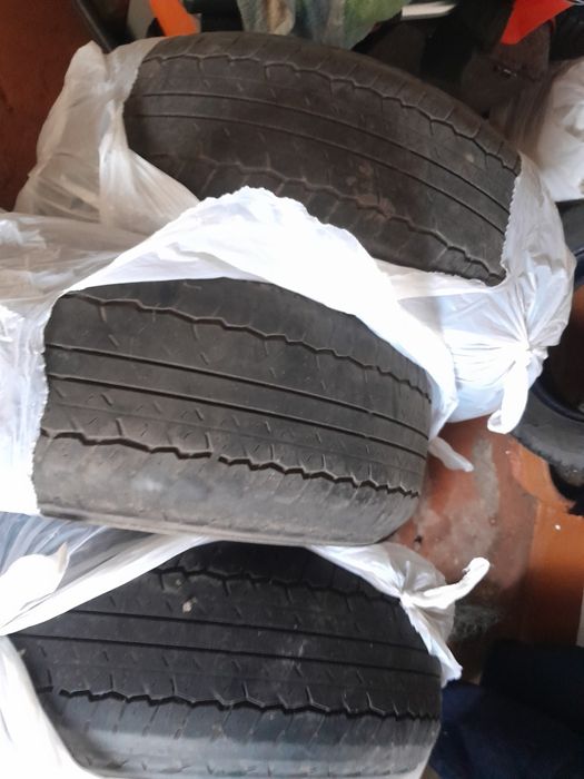 Продам летние покрышки 265/65/17