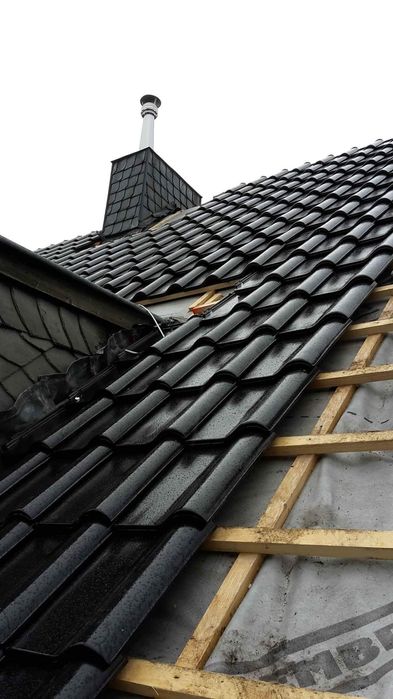 Reparatii acoperisuri tigla metalica sau tigla ceramica