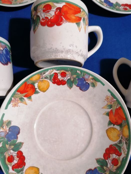 Два Сета от чаша с чинийка