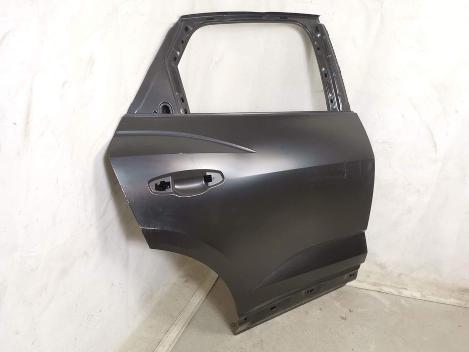 Дясна задна врата / Audi Q3 Sportback 1 [ - ] Оригинална в добро състо