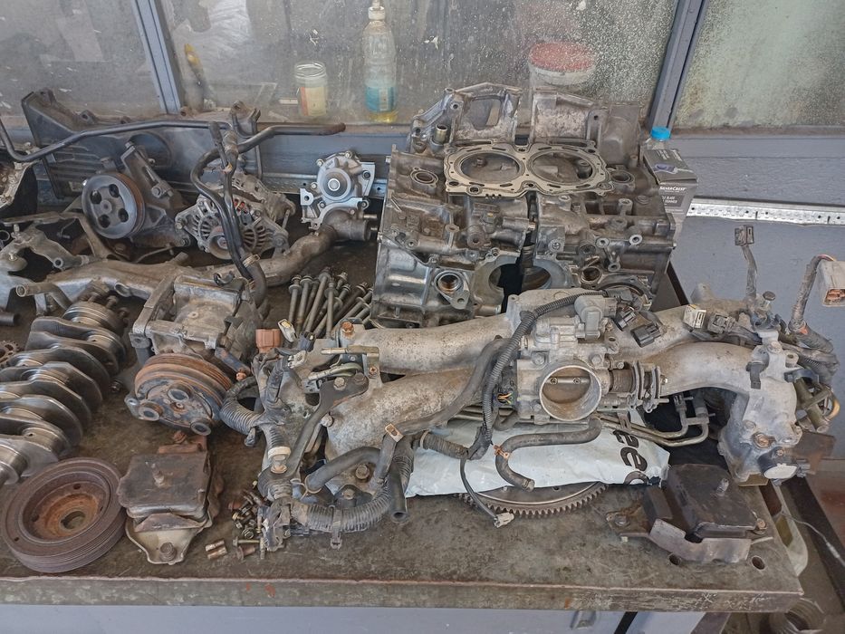 Продавам двигател от Subaru Impreza WRX EJ205 2.0Т 218/225к.с.