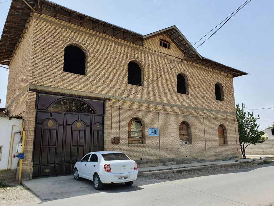 Sotiladi hovli mira kuchada