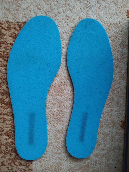 Adidasi Kiprun Decathlon roz marime 37, stare f.buna