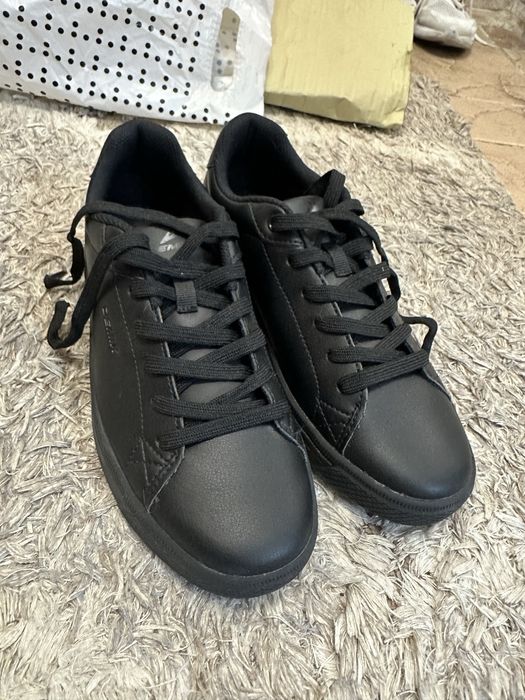 Продам обувь для мальчика