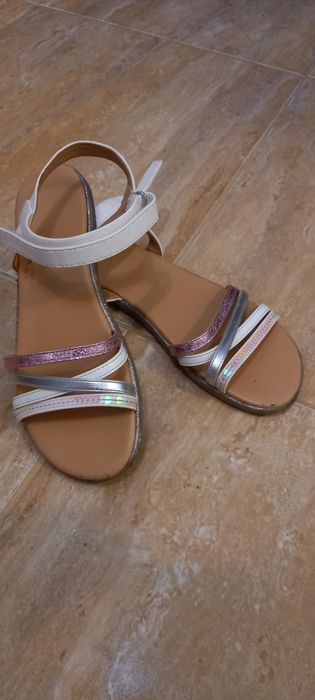 Sandale pt fete alb-argintiu