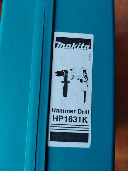 Bormasina NOUA Makita HP1631K cutie transport maner suplimentar
