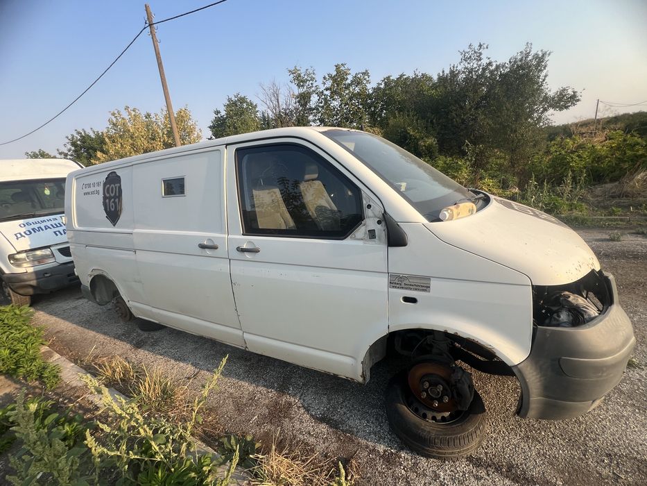 Volkswagen T5 2.5 НА ЧАСТИ