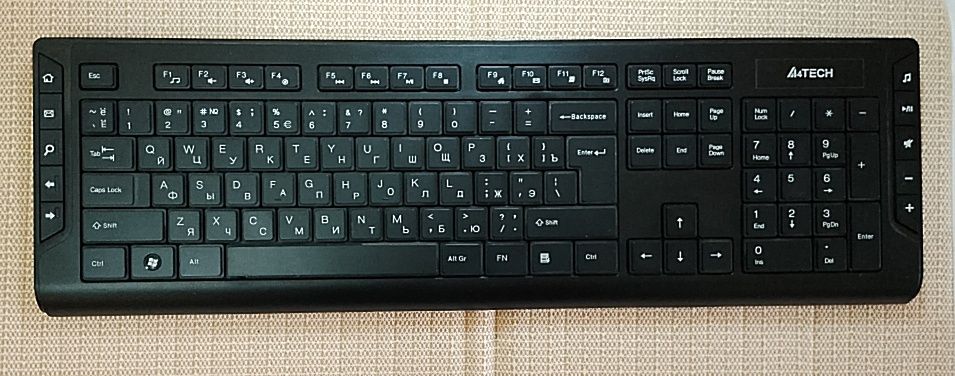 Продаю комплект: беспроводную клавиатуру и мышку А4 TECH
