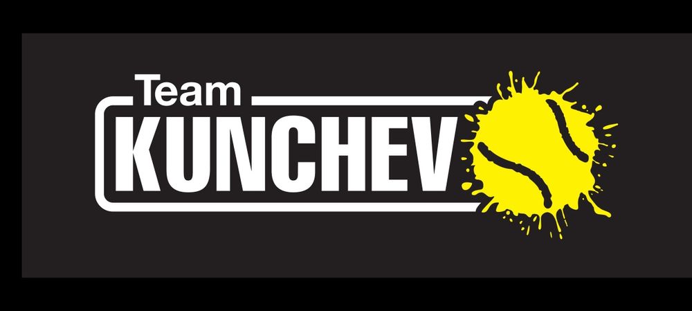 Професионално наплитане на тенис ракети