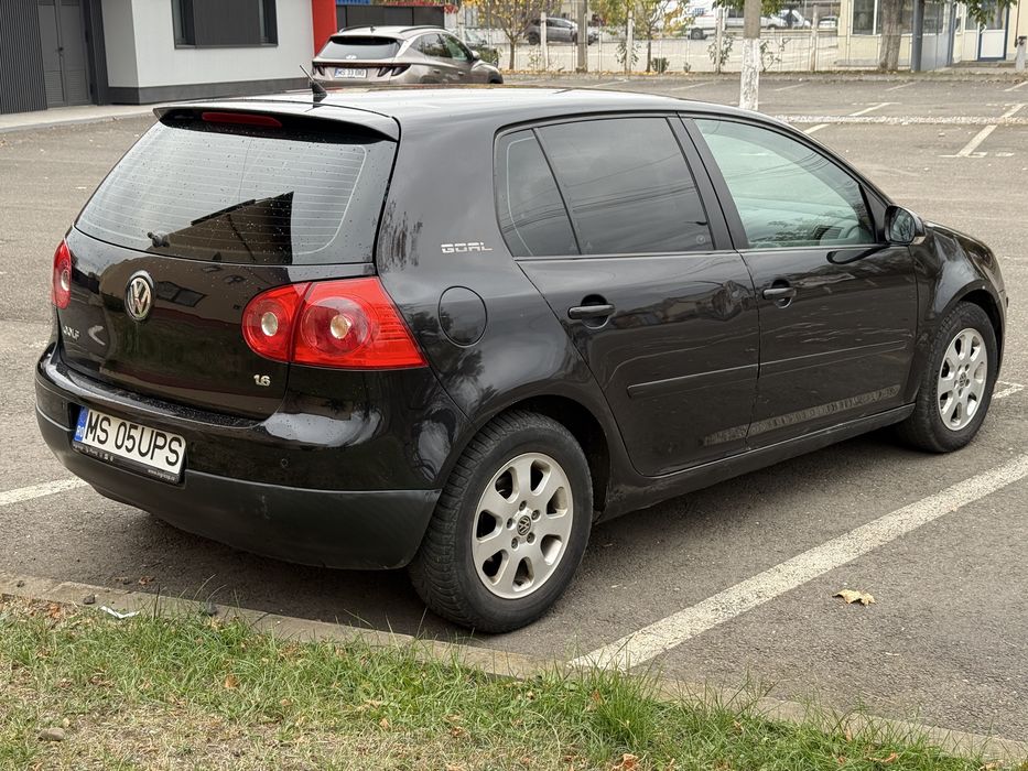 Golf 5 1.6 Benzina
