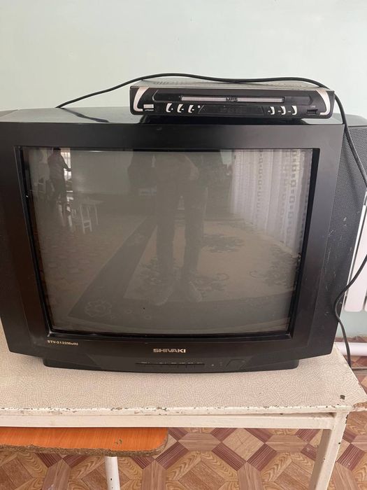 Продам телевизор