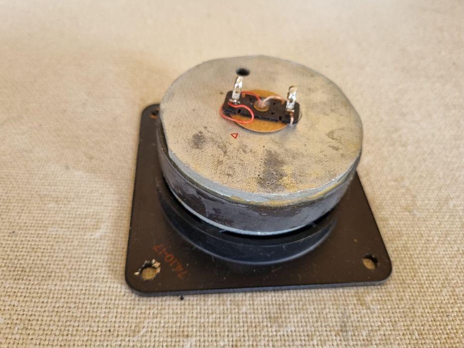 Difuzor Medii Isophon 1 bucata. 5 ohms, 40 watts, 11,2 cm. Perfecta stare