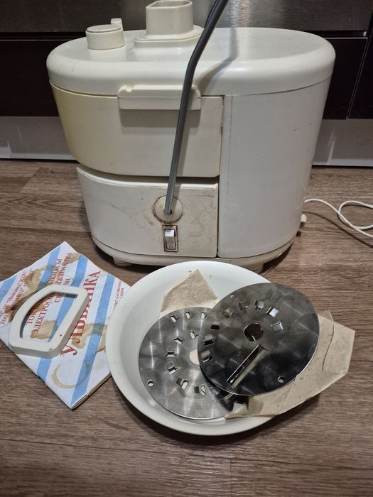 Продаю соковыжымалку Ульбинка