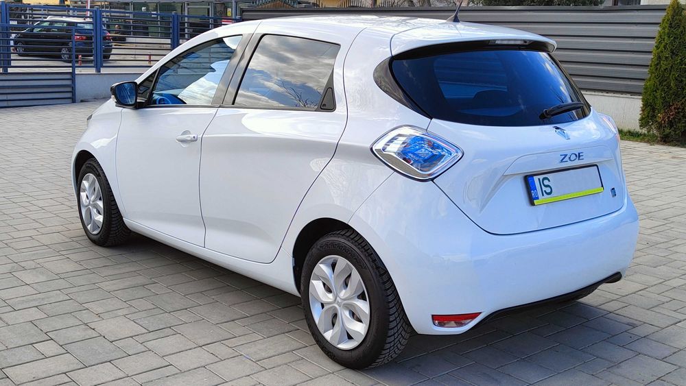Renault ZOE full electric an fab.2016 -52.000 km impecabil interior exterior