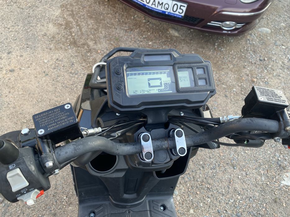 Продаеться Мопед Скутер Танк Tank