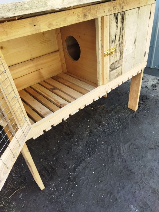 Продам клетки для кроликов