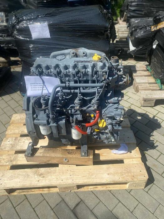 Motor DEUTZ TD 2011 L04W – 55,1 kW / 74 CP – 4 cilindri
