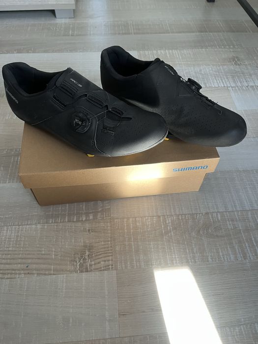 Pantofi ciclism Shimano rc3