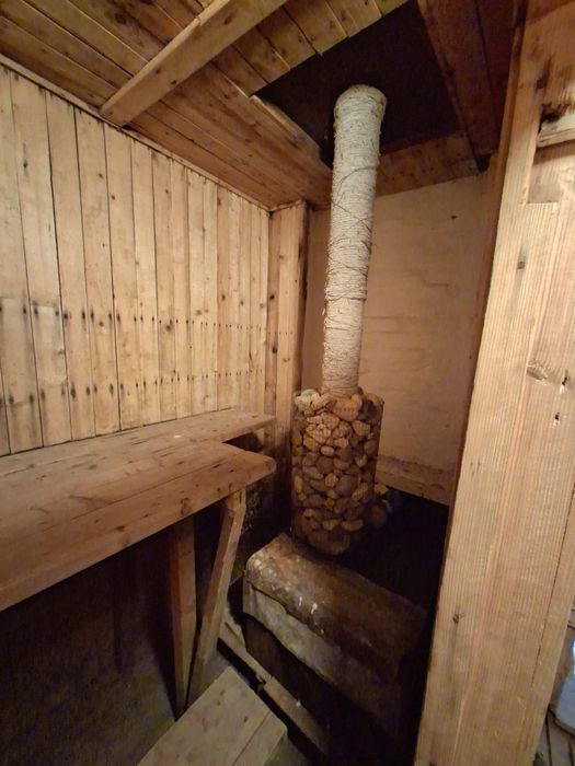 Продаётся дача в районе аэропорта