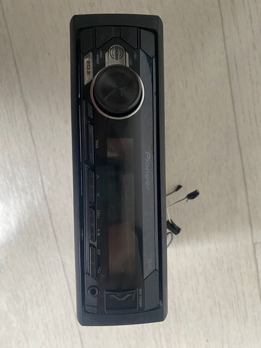Продам магнитолу Pioneer