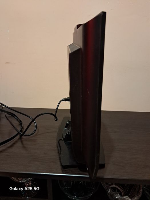 Телевизор LG 22LS4D, 22 дюйма .