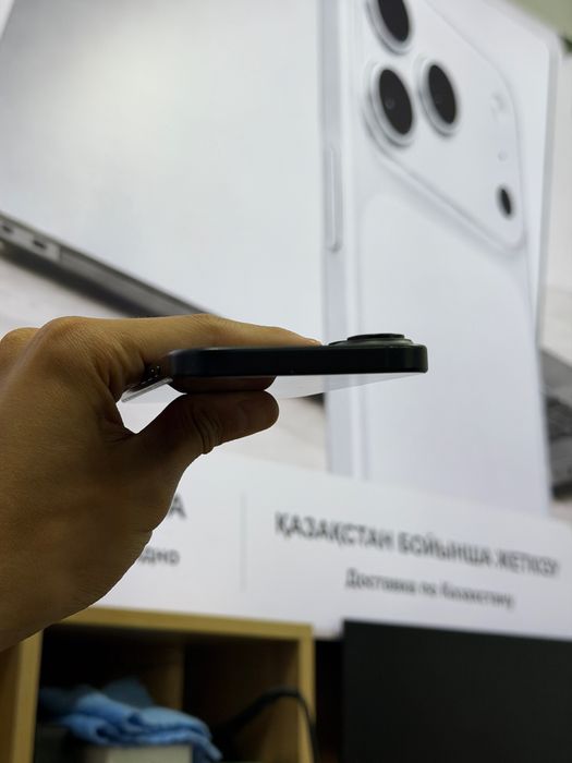 Продам Iphone 16 128GB 90%