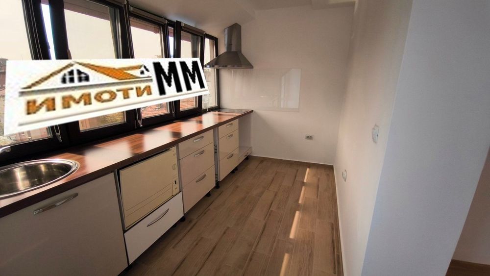 Продава се Тристаен апартамент в Пловдив, Център - 64 кв.м за 2032 €/кв.м - Снимка #4