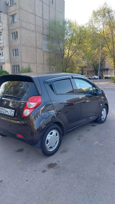 Продам автомашину Ravon r2