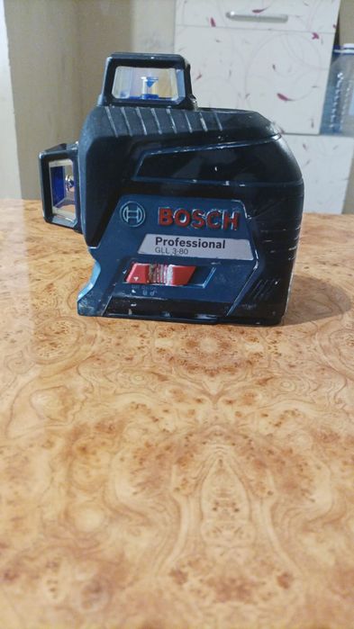 Продам лазер бош