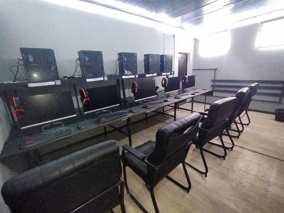 20 shtuk kompyuter sotiladi