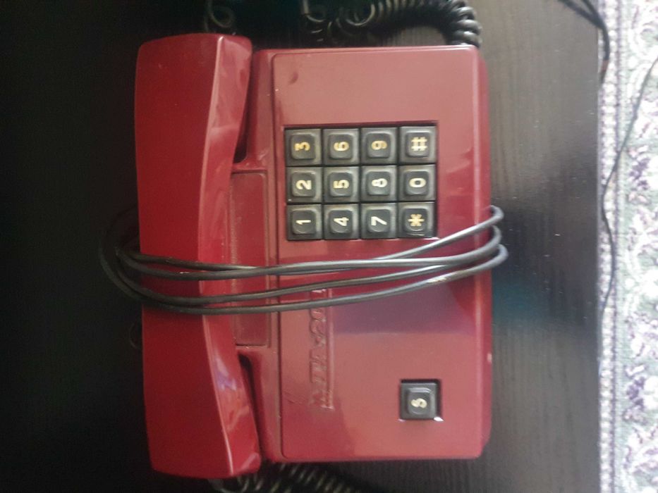 Телефон  кнопочный