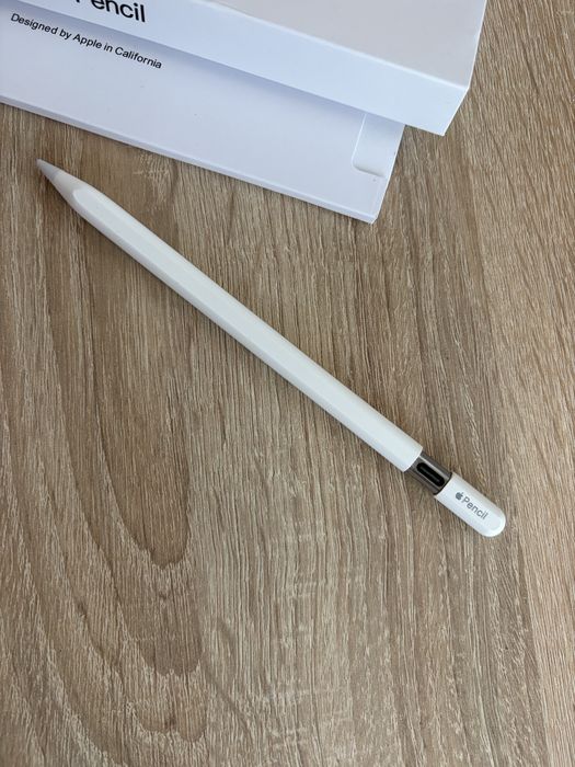 Apple Pencil USB-C (Model A3085) – Ca nou, în cutie originală