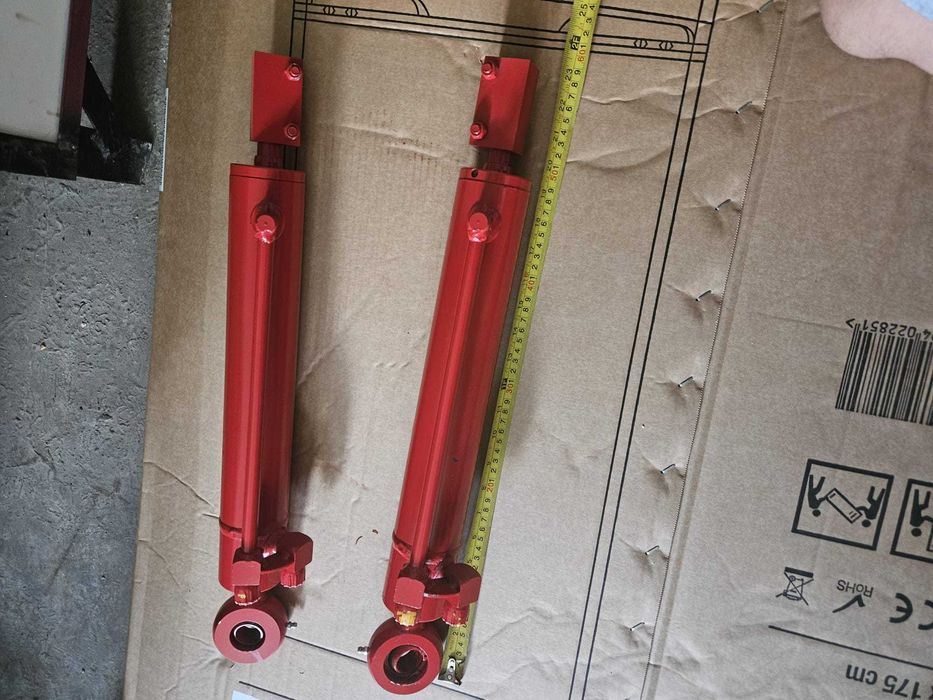 Cilindru hidraulic pentru servodirectie u445 DT