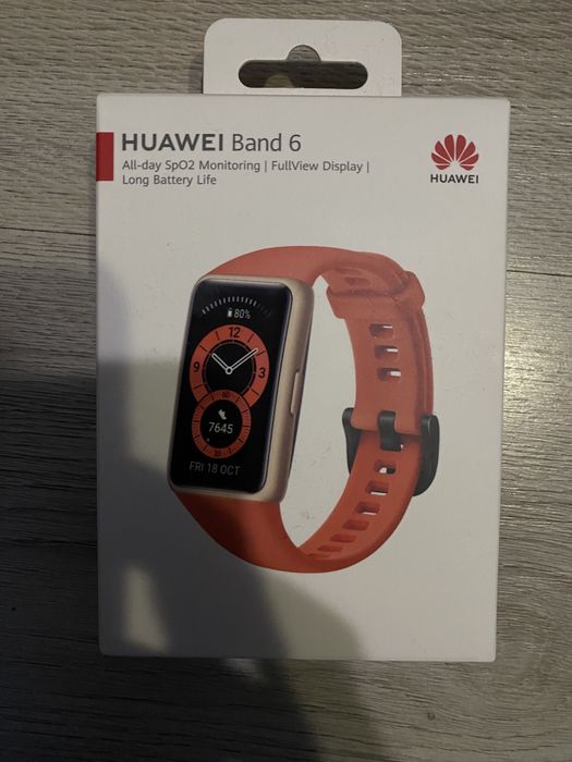 Смартчасовник HUAWEI Band 6