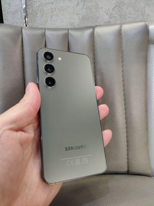 Samsung s23 8/128 идеал.