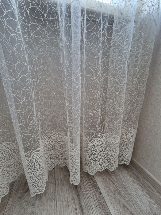 Продам тюль в отличном состочнии