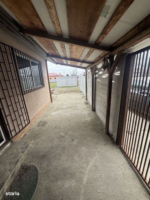 Casa 3 camere Smeeni