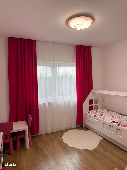 Vand casa moderna P+M, la 7 km de Satu Mare
