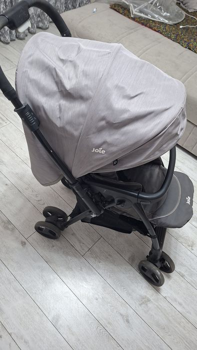 Коляска детская joie