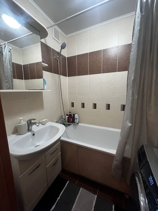 Двухкомнатная ленинградка в центре