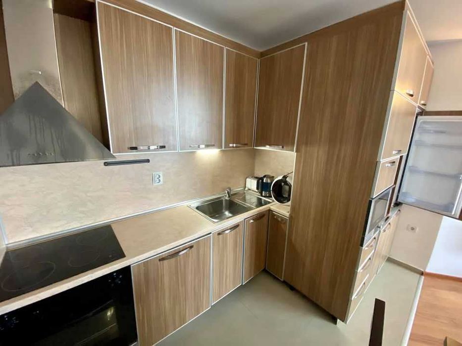 Дава се под наем Двустаен апартамент в Бургас, Сарафово - 76 кв.м за 127.5 € - Снимка #6