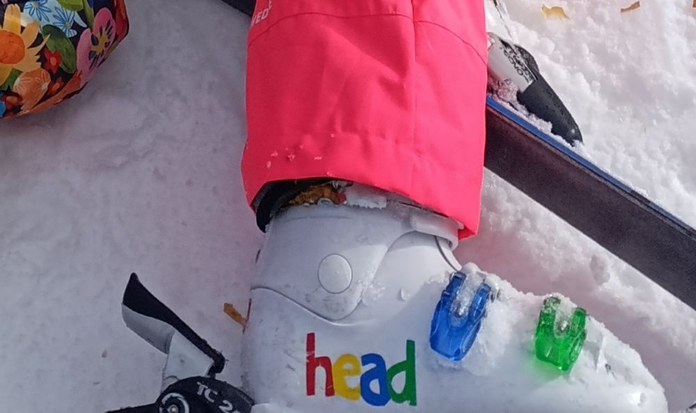 Ски обувки и ски Head за дете